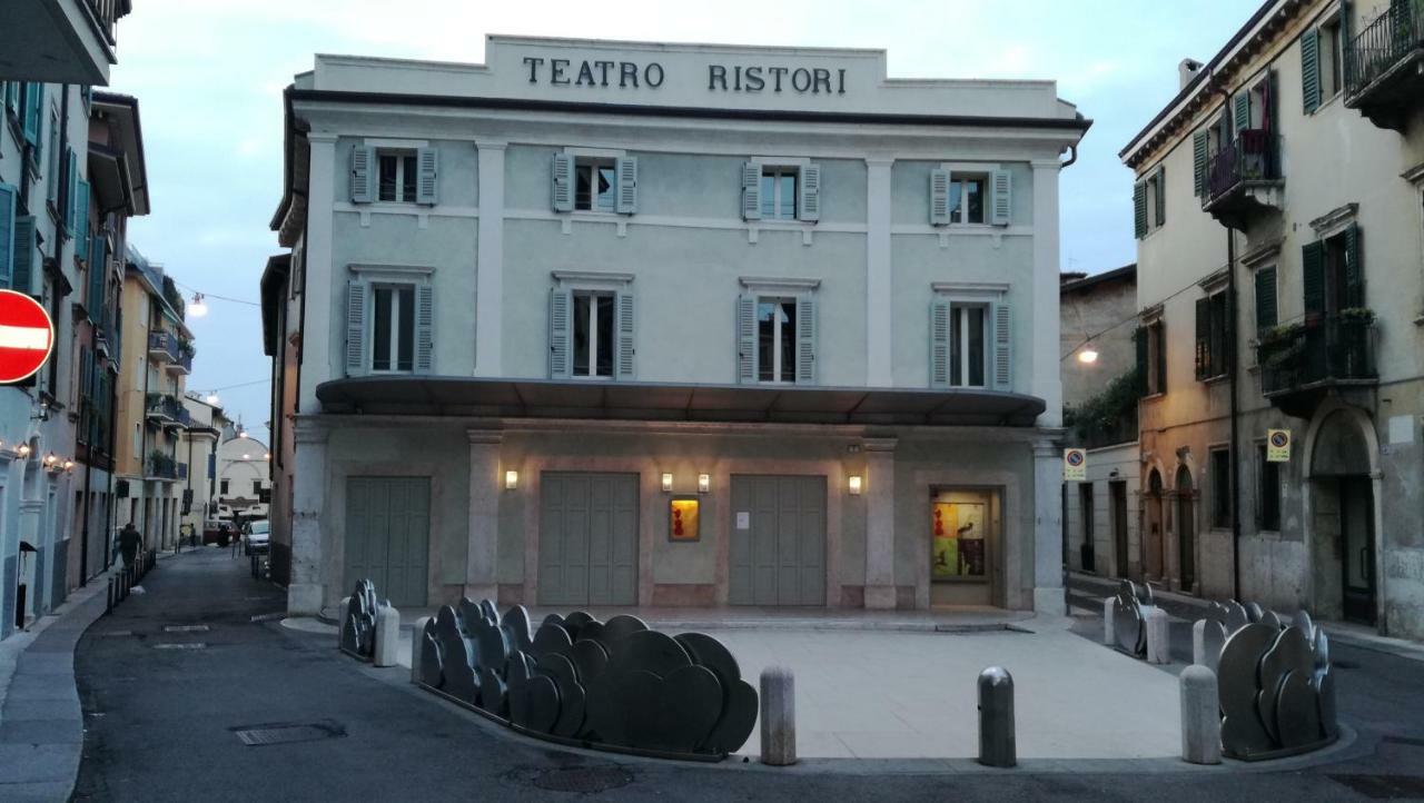 Verona Relais + Private Parking Eksteriør billede